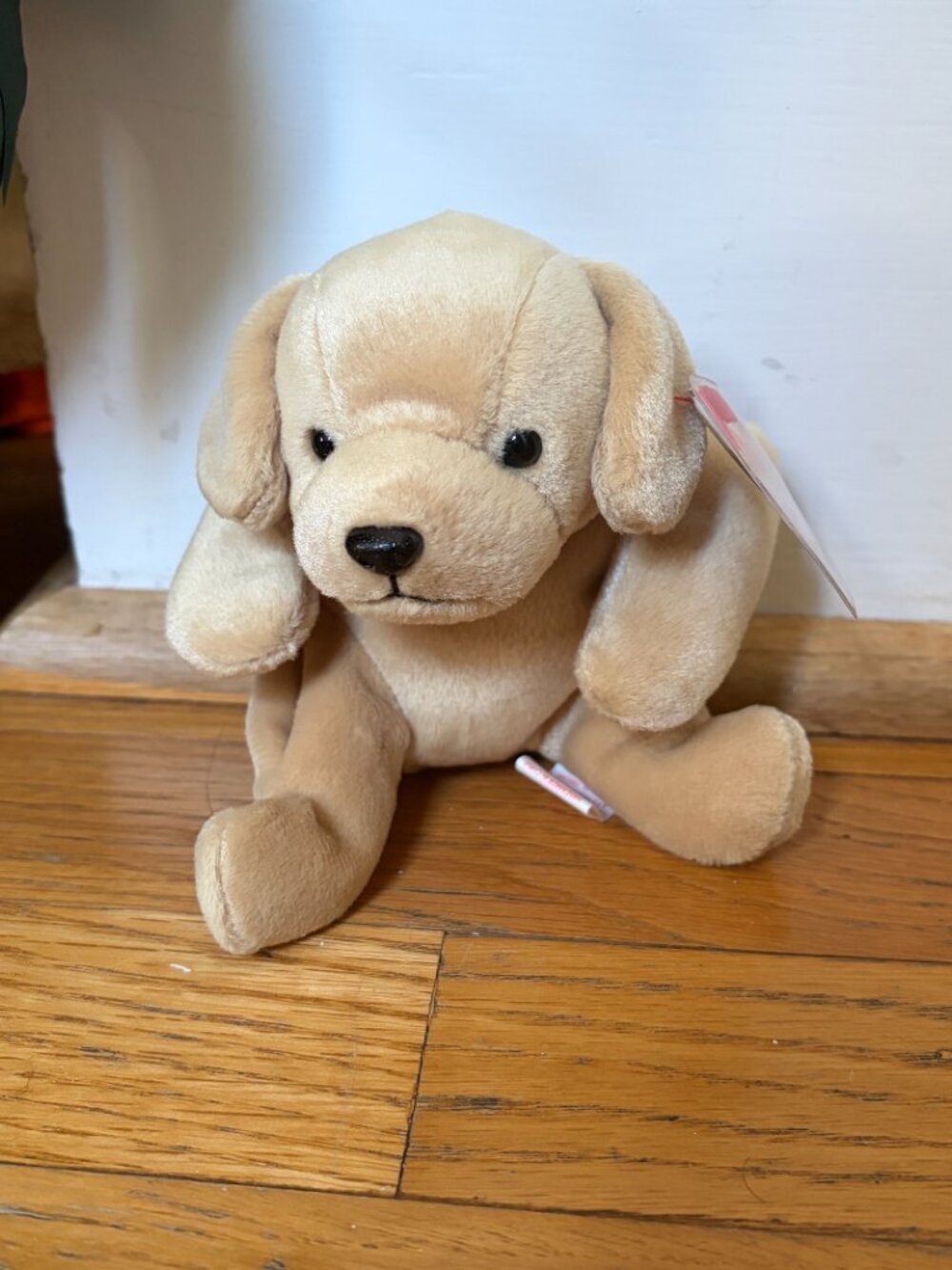 Ty Beanie Baby "Fetch" the Golden Retriever